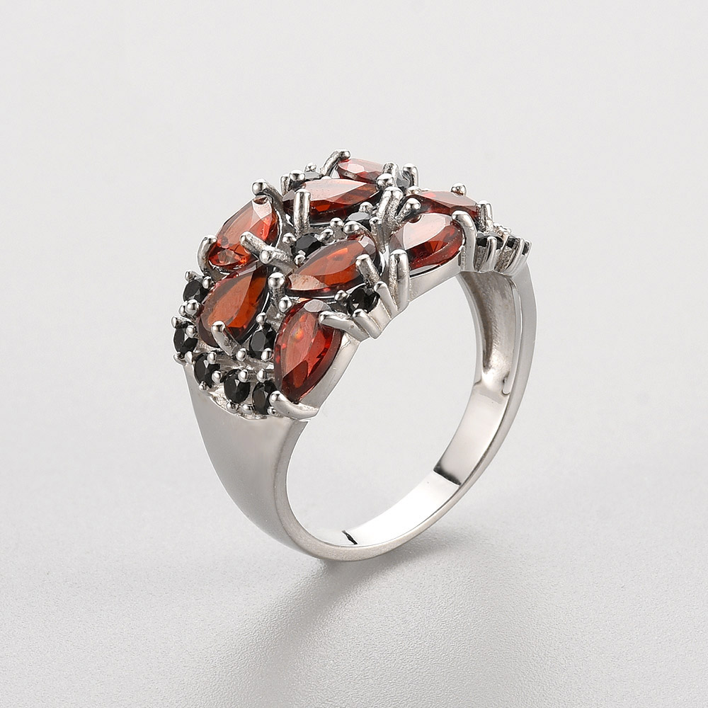 Schlicht gestalteter Ring mit  – Birthstone Ring Set Bewertung und Preis