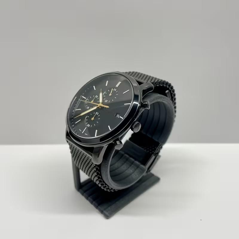 Heißer Verkauf: Uhrenständer,  – Jewelry Watches For Sale Bewertung und Preis